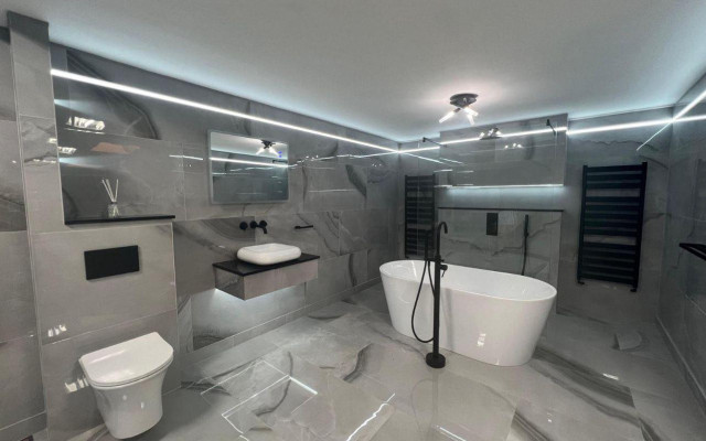 Large bathroom display